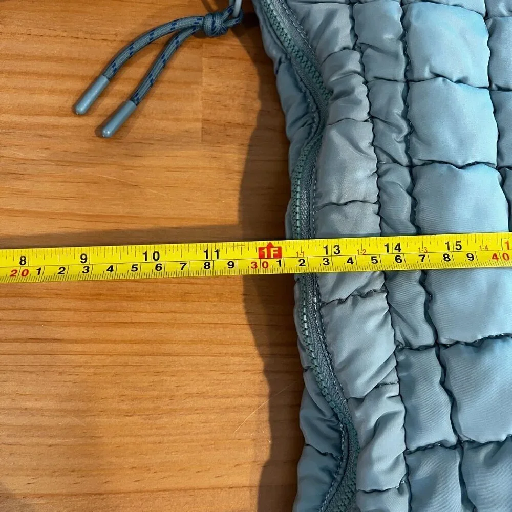 Urban Fit by Urban Expressions Quilted Caryall Puffer Hobo Bag in Sky Light Blue